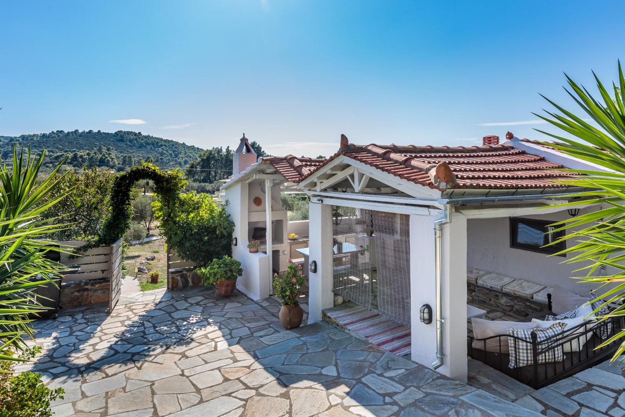 Villa Pine Trees By Kardous Alikias Exterior foto