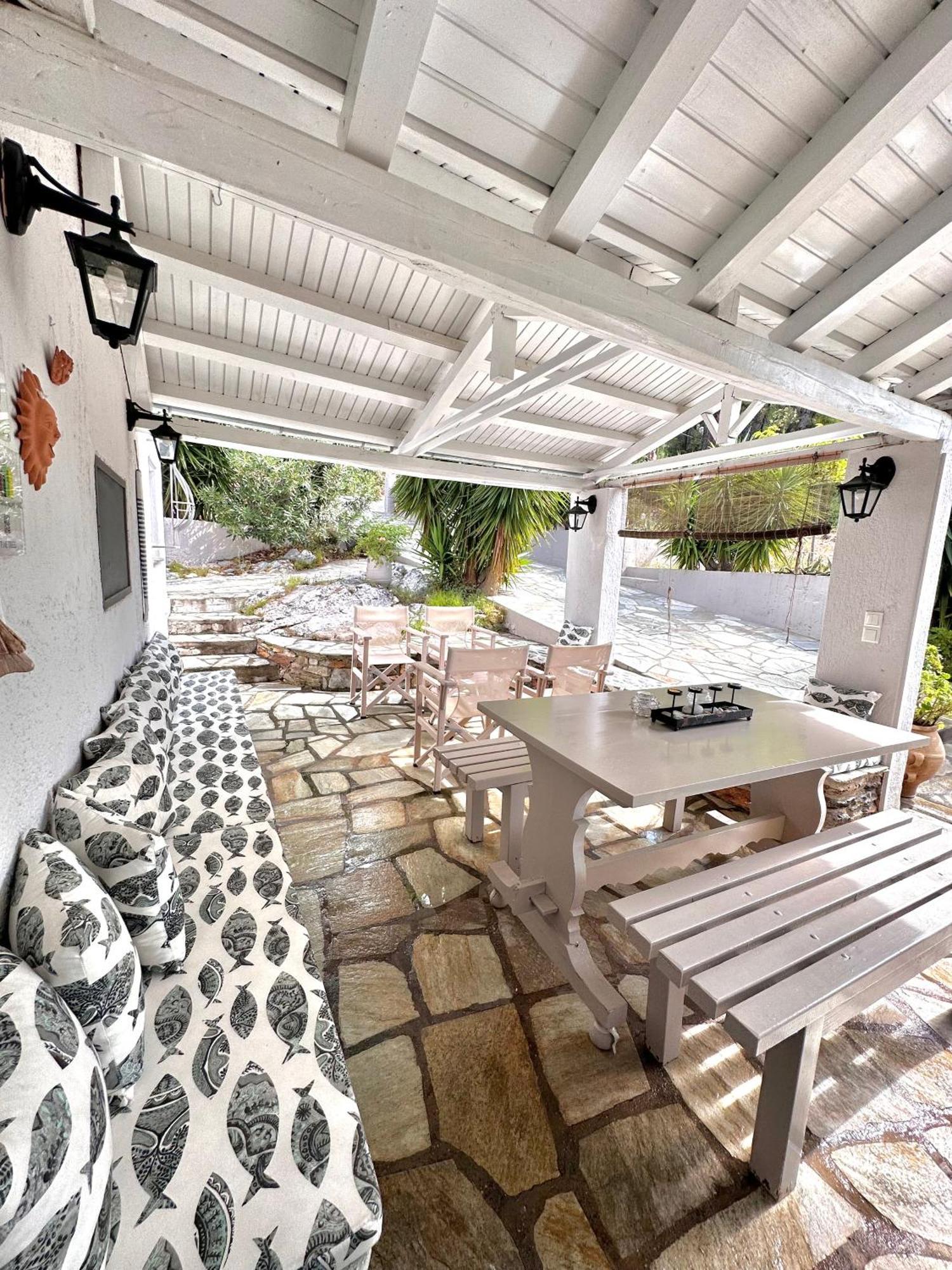 Villa Pine Trees By Kardous Alikias Exterior foto